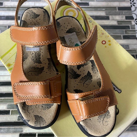 NIB..Golfstream Womens Leather Golf Sandals Size 5 - Picture 3 of 7